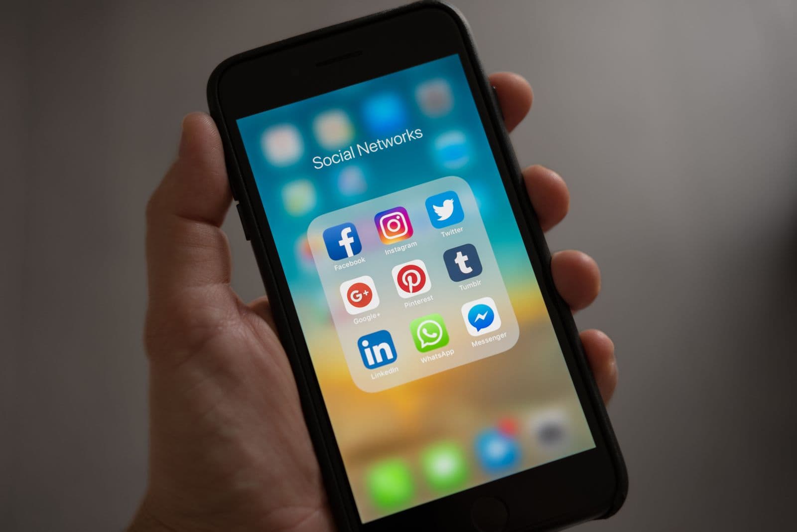 Vývoj mobilních aplikací na míru pro iOS a Android